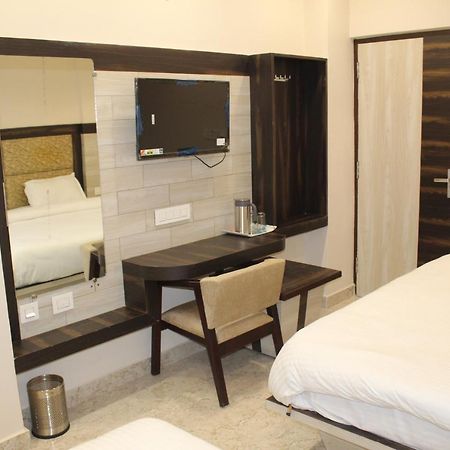 Haridwār Hotel Blue Sky المظهر الخارجي الصورة
