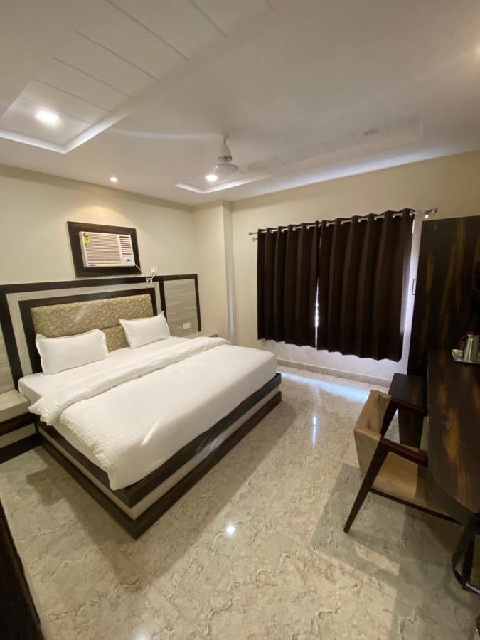 Haridwār Hotel Blue Sky المظهر الخارجي الصورة