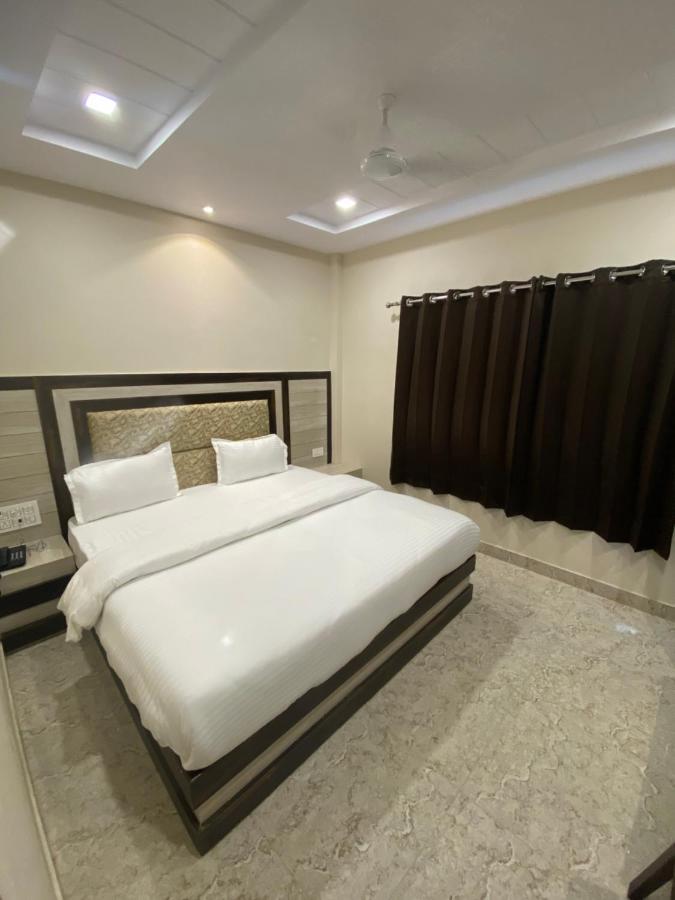 Haridwār Hotel Blue Sky المظهر الخارجي الصورة