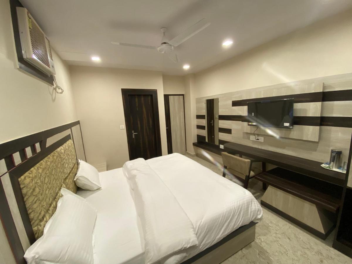 Haridwār Hotel Blue Sky المظهر الخارجي الصورة